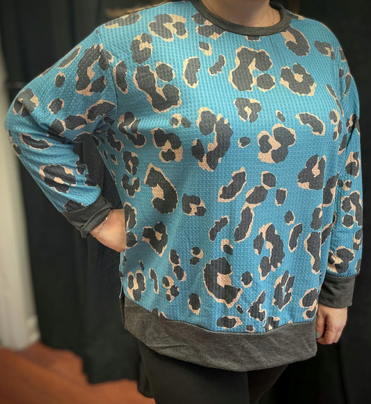 Leopard Pattern Crewneck Top