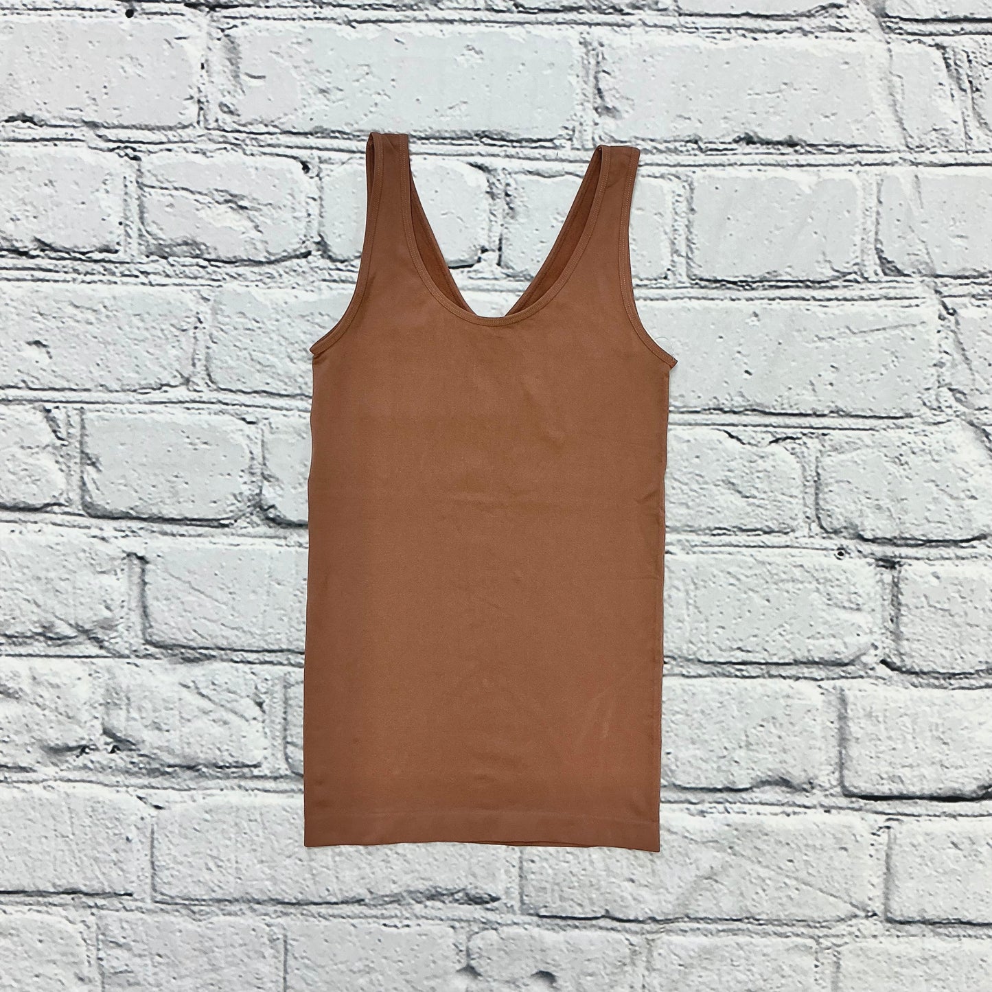 Reversible V or U Neckline Seamless Tank in Mocha