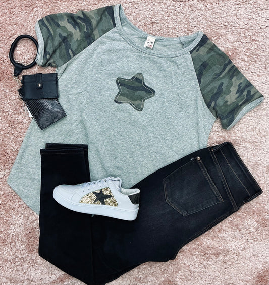 Camo Star Patchwork Raglan Sleeve Top