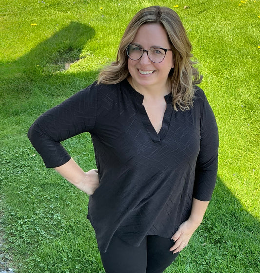 Gabby 3/4 Sleeve Top in Black