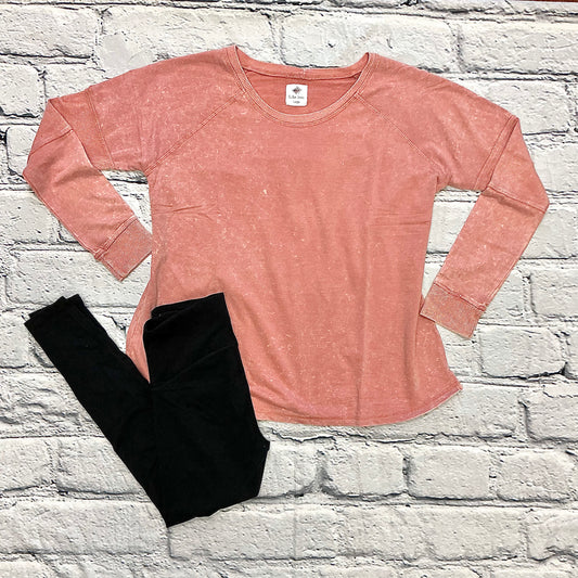 Scoop Neck Long Sleeve Top